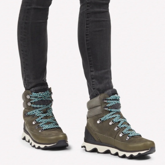 Sorel Shoes - Sorel Kinetic Conquest Alpine Tundra Hiking Boots Women’s